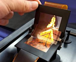 У Sharp готова гибкая панель AMOLED