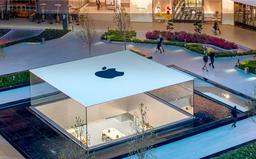 Доход Apple за год уменьшился на 13%, чистая прибыль — на 23%