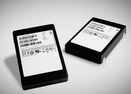 Компания Samsung Electronics представила 64-слойную флэш-память V-NAND и SSD рекордного объема