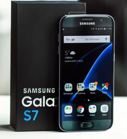 По данным Gartner, во втором квартале 2016 было отгружено 344,4 млн смартфонов. Samsung увеличила отрыв от Apple