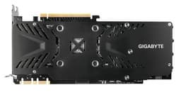 Видеокарта Gigabyte GeForce GTX 1080 Rock Edition G1.Gaming похожа на большинство флагманских моделей компании