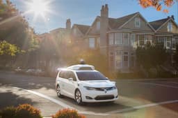 Fiat Chrysler Automobiles передаёт компании Waymo 100 беспилотных автомобилей Chrysler Pacifica