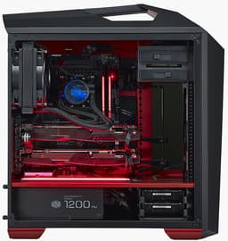 В Cooler Master попытались придать корпусу MasterCase 5t черты стилистики спортивного авто