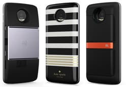 Lenovo обещает выпускать минимум по 12 модулей для смартфонов Moto Z в год