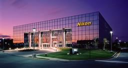 Доход Nikon за год уменьшился на 8,9%