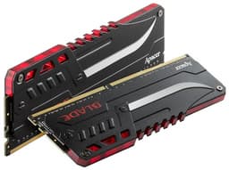 Модули памяти Apacer Blade Fire DDR4 украшены штыками и красной подсветкой