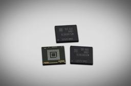 Производительность новых встраиваемых накопителей Samsung объёмом 256 ГБ, соответствующих спецификациям UFS 2.0, достигает 45 000 IOPS