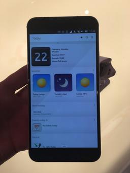 На MWC 2016 показан смартфон Meizu Pro5 Ubuntu Edition