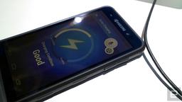 Kyocera показала прототип смартфона с интегрированной в дисплей солнечной панелью