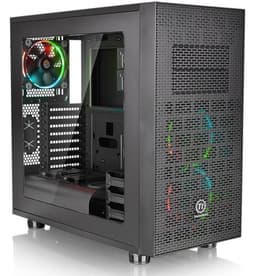 Компьютерный корпус Thermaltake Core X31 RGB Edition рассчитан на платы типоразмера ATX