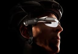 Умные очки Garmin Varia Vision ориентированы исключительно на адептов велосипедного спорта
