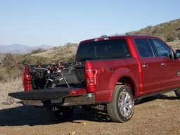 Ford и DJI хотят создать программную платформу для управления дронами посредством бортовой системы авто