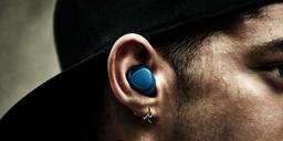 Стало известно, когда наушники Samsung Gear IconX появятся в продаже и сколько будут стоить