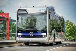 Mercedes-Benz успешно испытала беспилотный автобус на дорогах общего пользования