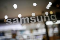Смартфоны помогли сделать минувший квартал лучшим для Samsung Electronics за последние два года