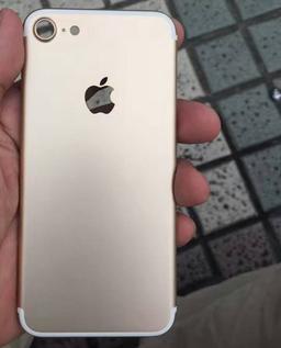 Фото дня: смартфон Apple iPhone 7