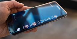 По итогам текущего квартала Samsung реализует около 15 млн флагманских смартфонов