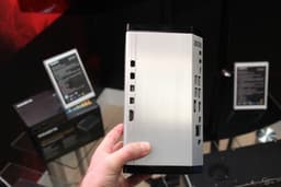 Мини-ПК Gigabyte Brix Skylake UHD содержит процессор Skylake и видеокарту GeForce GTX 950