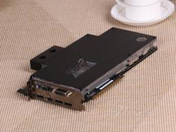 За охлаждение видеокарты Asus STRIX-980TI-P-GAMING-ICE отвечает водоблок с полным покрытием