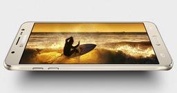Каталог Samsung пополнили смартфоны Galaxy J5 и J7 образца 2016 года