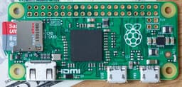 Обновленный микрокомпьютер Raspberry Pi Zero поддерживает подключение камеры; цена осталась прежней