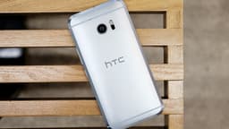 Слухи приписывают HTC намерение избавиться от бизнеса по производству смартфонов