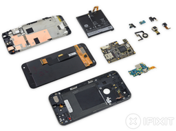 Смартфон Google Pixel XL заработал у iFixit шесть баллов