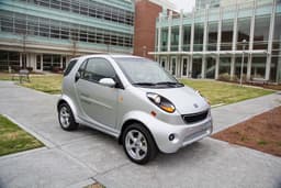 На дороги Калифорнии выведут свои беспилотные авто компании Valeo и Wheego