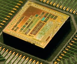 Foxconn создаст центр исследований и разработки, где будет создавать специализированные интегральные схемы