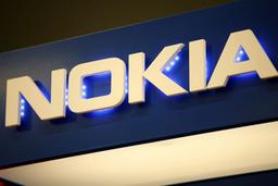 Выручка Nokia выросла почти вдвое, но компания зафиксировала чистый убыток