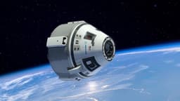 Пилотируемый космический корабль Boeing Starliner CST-100 сможет доставить космонавтов на МКС не ранее конца 2018 года