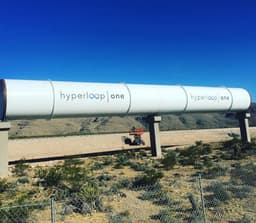 Hyperloop One привлекла ещё 50 млн долларов инвестиций и получила судебный иск от бывших сотрудников