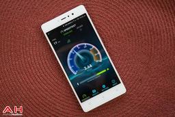 Смартфон Blu Vivo 5R наделили стеклом 2.5D и назвали это Curved Display