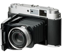 По слухам, на следующей неделе Fujifilm представит среднеформатную камеру