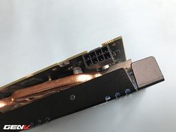 Серия изображений дает представление о системе охлаждения 3D-карты HIS Radeon RX 570 IceQ X2
