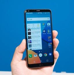 Фотогалерея дня: смартфон LG G6 Mini с экраном диагональю 5,4 дюйма
