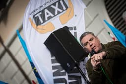 Римский суд запретил работу Uber в Италии