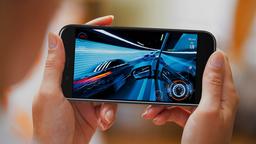 Sharp Aquos R — флагманский смартфон с 23-мегапиксельной камерой и экраном IPS (IGZO)