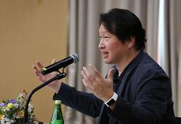 Глава SK Group подтвердил желание компании купить полупроводниковое производство Toshiba
