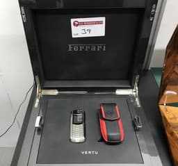 Прощай, Vertu. Компания выставила остатки имущества, включая смартфоны, на аукцион