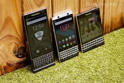Смартфон BlackBerry, который выйдет в октябре, предложит защиту от воды и станет новым флагманом бренда