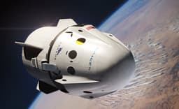 В следующем году SpaceX отправит в полёт вокруг Луны двух гражданских