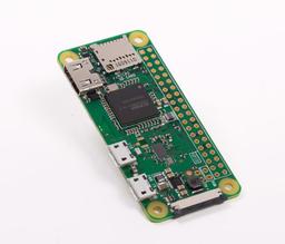 Микрокомпьютер Raspberry Zero W, поддерживающий Wi-Fi и Bluetooth, стоит $10
