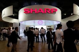 Sharp приписывают намерение в этом полугодии начать строительство в США завода стоимостью 7 млрд долларов