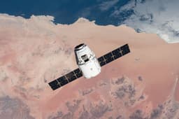 SpaceX запустит космический корабль Red Dragon к Марсу на два года позже, чем планировала