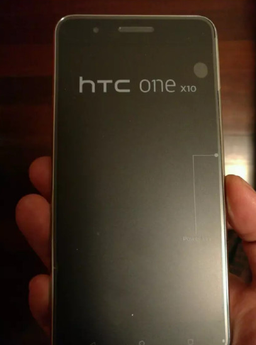 Несмотря на сокращение ассортимента, HTC всё-таки выпустит смартфон One X10