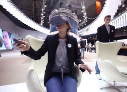 Обновленный смартфон ZTE Axon 7 поддерживает платформу виртуальной реальности Google Daydream