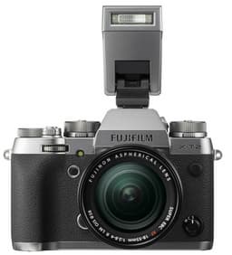Продажи фототехники Fujifilm за год выросли на 9,2%