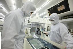 За полмиллиарда долларов SK Group получает контроль над производителем кремниевых пластин LG Siltron