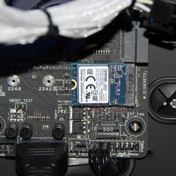 Твердотельные накопители Toshiba BG типоразмера M.2, поддерживающие NVMe, показаны на CES 2017